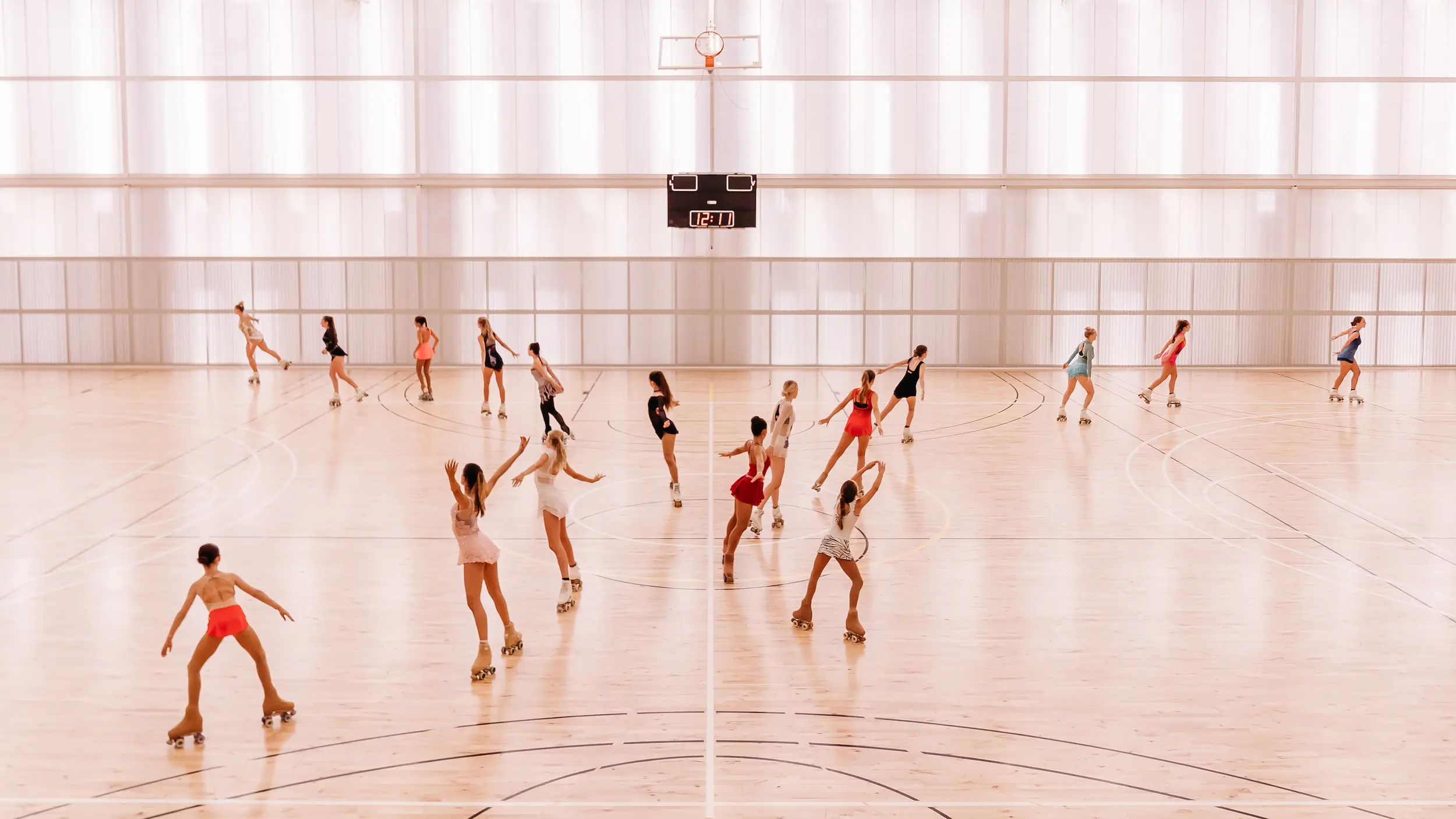 artistic-roller-skating-camp-barcelona-christmas-full-rink-session